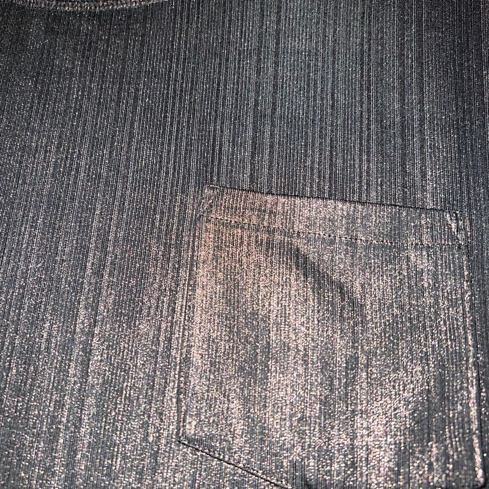 Crop top - Picture 3 of 3